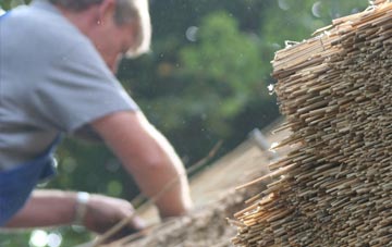 professional Frostenden Corner thatchers